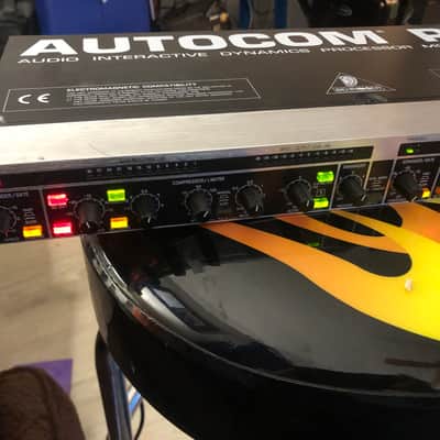 Behringer Autocom Pro MDX1400 Compressor / Limiter 2000s - Black / Silver image 2