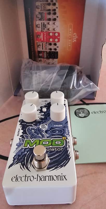 Electro-Harmonix EHX MOD 11 Guitar Chorus Modulation Pedal | Reverb