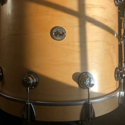 DW Collector's Series 5pc Natural Satin Drum Set 8/10/12/16/22 image 9