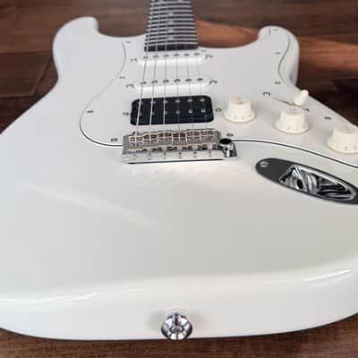 Suhr Classic S Antique Electric Guitar Olympic White Rosewood Neck 93572 image 4
