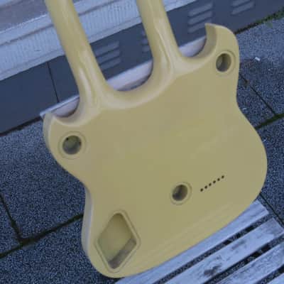 Hoyer Double Neck Blank 1980s - 'Vanillecreme' yellow image 5