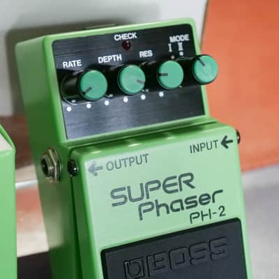 1985 Boss PH-2 Super Phaser (Black/Silver Label) 1984 - 1988 - Green image 3