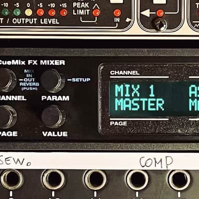 MOTU 828x Thunderbolt / USB 2.0 Audio Interface 2014 - Present - Black image 3