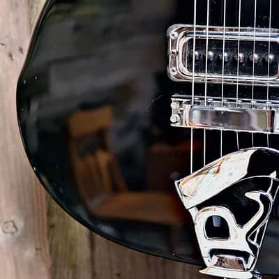 1989 Rickenbacker 610 - Jetglo image 4