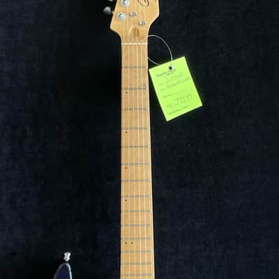 Godin Freeway Classic with Maple Fretboard W/Hard Case image 5