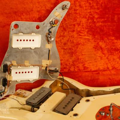 original 1964 Fender JAZZMASTER Olympic White w/matching headstock image 23