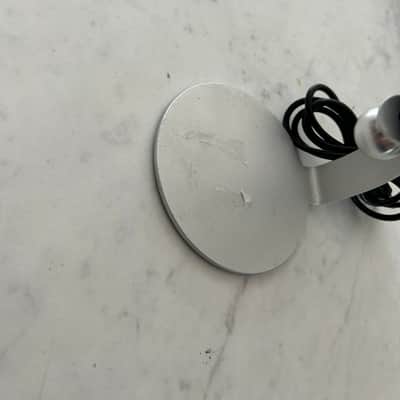Shure MOTIV MV5 Lightning / USB Condenser Microphone 2015 - Present - Silver and Black image 3