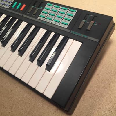 Yamaha PSR-12 FM Synthesizer Keyboard | Clean Open Box image 4