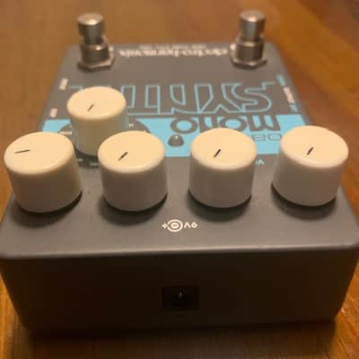 Electro-Harmonix Bass Mono Synth 2019 - Present - Gray image 3