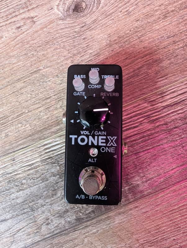 IK Multimedia ToneX One