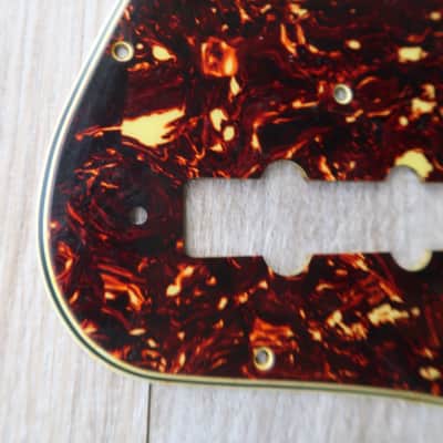 62 Fender Jazz  Celluloid / Nitrate  Beautiful Vintage relic '60-'71 Tortoise USA Vintage AVRI image 7