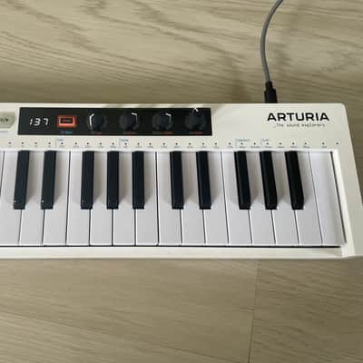 Arturia KeyStep 37 MIDI Controller 2021 - 2025 - White image 3