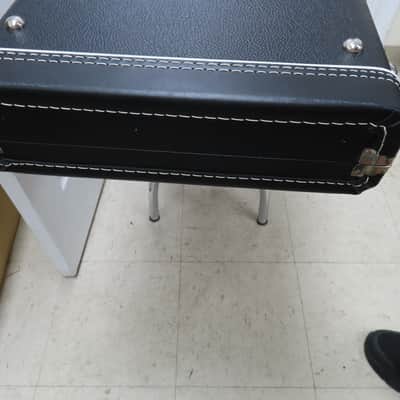 Fender Vintage Custom Shop Deluxe Hard Side Case, Black w/ Black Interior (USA) image 8