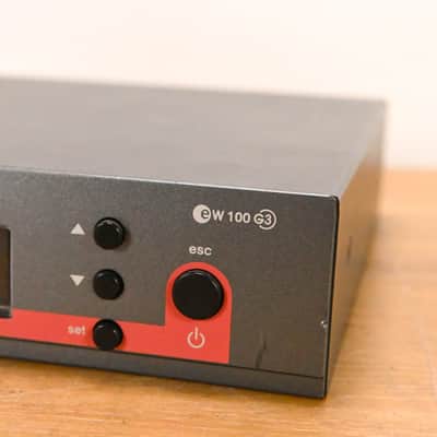 Sennheiser EM 100 G3 Wireless Receiver - 823-865 MHz (NO POWER SUPPLY) CG01YRC image 4