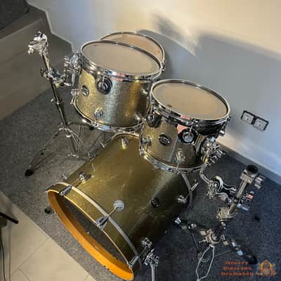 DW Performance 20,10,12,14 Maple Drum Kit - Gold Sparkle image 2