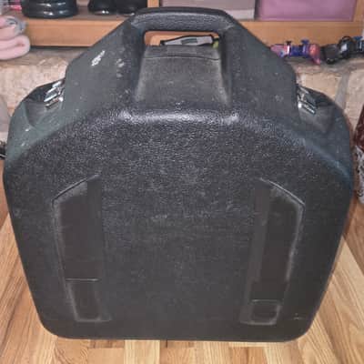 Vintage 1980's Pearl clamshell Snare Drum case image 2