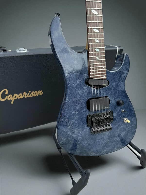 Caparison Horus - Thundercloud Bild 1