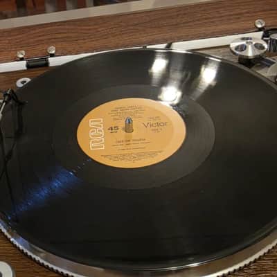 VINTAGE THORN RESTORED TURNTABLE/33/45 SPEED/CHROME STYLE image 8
