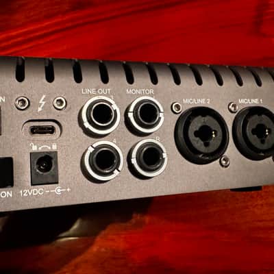 Universal Audio Apollo Twin X QUAD Heritage Edition Thunderbolt 3 Audio Interface 2020 - Present - Gray image 3