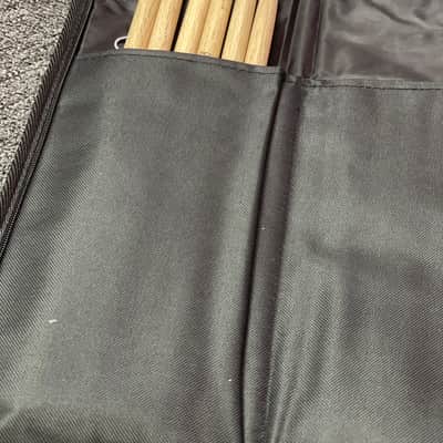 3x Pro-Mark Shira Kashi Oak 2B Wood Tip Drum Sticks with Universal Percussion Stick Bag (UH-617) image 3
