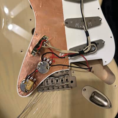 D'Pergo Vintage Limited Stratocaster image 7