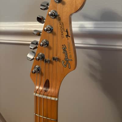Squier MIJ Standard Stratocaster with Maple Fretboard 1984 - 1988 - Black image 3