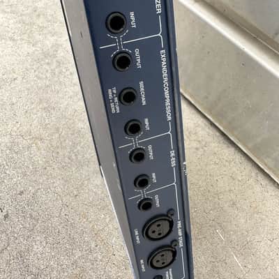 Symetrix 528E Channel Strip Mic Pre Parametric EQ Comp image 9