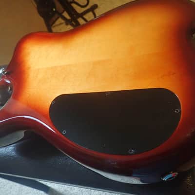Carvin Holdsworth HF2 2005 -  Sunburst on Flamed Maple image 18