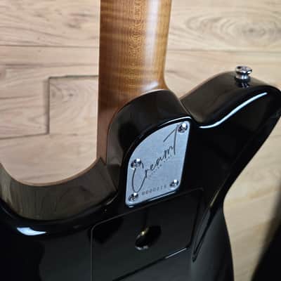 Cream T Astra Custom 2025 - Whiskerburst image 9