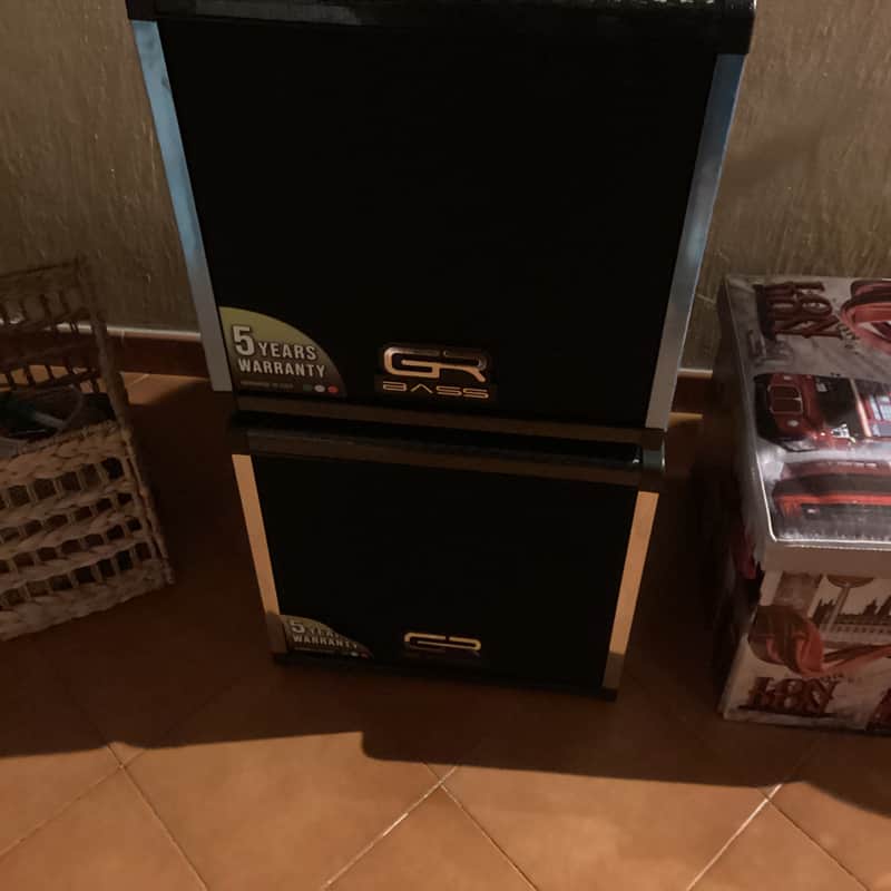 2022/24 GR Bass Acoustic Aerotech 800 Watt Carbon Black