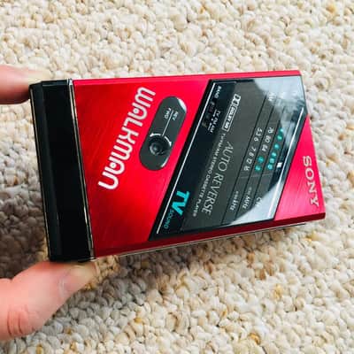 [RARE] Sony WM F101 Walkman Cassette Player, Beautiful Red !! Tested & Running !! image 9