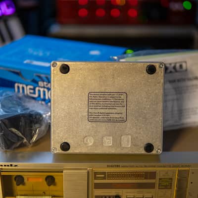 Electro-Harmonix Stereo Memory Man With Hazarai Digital Delay / Looper *MINT* image 2