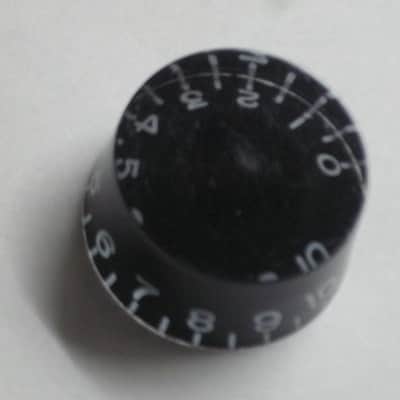 TWO new (open package) very near A+ genuine Gibson BLACK SPEED Knobs PRSK-010 (only 2 knobs from the PRSK-010 set are for sale - the other 2 knobs are NOT included) minor surface imperfections on top sides image 8