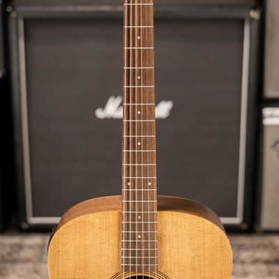 Taylor Academy 10e Dreadnought Acoustic/Electric Guitar with Gig Bag image 4