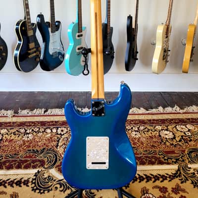 1995 Fender Stratocaster Plus Deluxe - Rare Blue Burst - Upgraded Noiseless Pickups & Tweed Case image 6