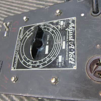 Standard PA-10 Vintage Variac, Variable Voltage Adjustment 2 Scales, 0-70V + 70-116V, 10 AMP, Meter, Early Vintage, Working, USA 1940s/50s - Black image 3