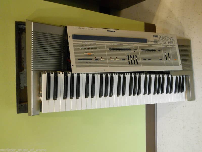 Vintage Korg SAS-20 Super Accompaniment System Arranger Keyboard