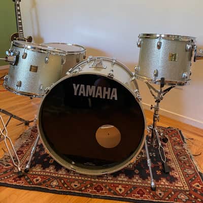 Yamaha Maple Custom Absolute Silver Sparkle image 1