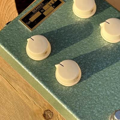 Beanies Fuzz Tone Bender MK1.5/2 - Mint Green image 4