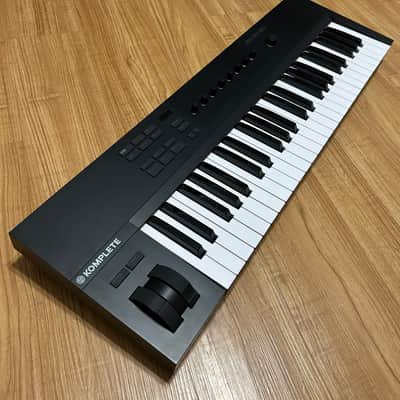 Native Instruments Komplete Kontrol A49 | Reverb