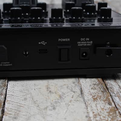 Boss ME-90 Multi Effects Electric Guitar Effects Pedal and Expression Pedal ME90 image 13