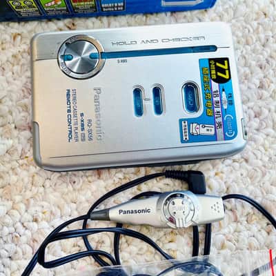 [RARE FULL SET] Panasonic SX56 Walkman Cassette Player, NEAR MINT Silver ! Working ! image 4