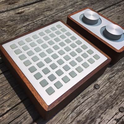 Monome 64 & Arc 2 image 4