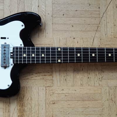 Eko Manta guitar ~1973 Italian made vintage with killer pickups! image 2