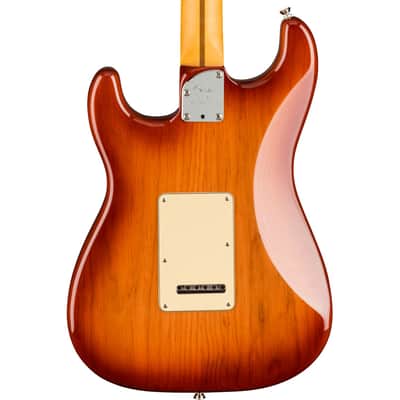 Fender American Professional II Stratocaster - Maple Fingerboard, Sienna Sunburst image 3