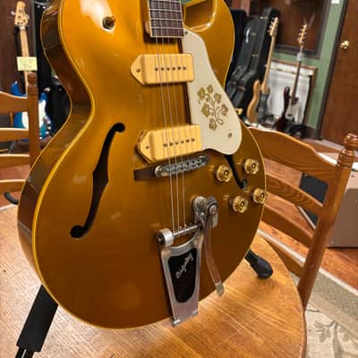 2000 Gibson Custom Shop Historic '52 ES-295 with Bigsby Antique Gold image 3