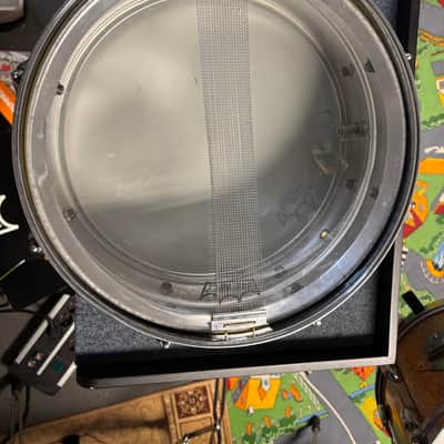 1964 Brass Hoops Ludwig No. 404 Acrolite 5x14" 8-Lug Aluminum Snare Drum with Keystone Badge 1964 - Matte Aluminum image 6