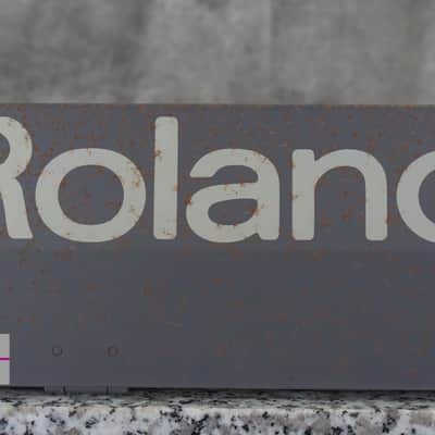 Roland JUNO-106 Programmable Polyphonic Synthesizer in Good condition image 18
