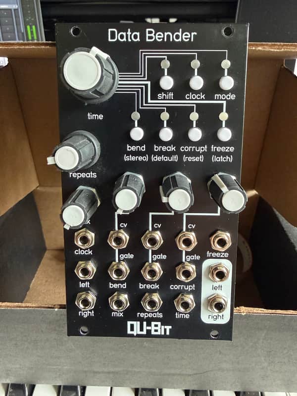 Qu-Bit Electronix Data Bender
