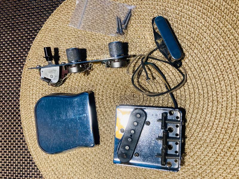 Fender Telecaster 1967 pickups,bridge,pots,knobs,cover image 1